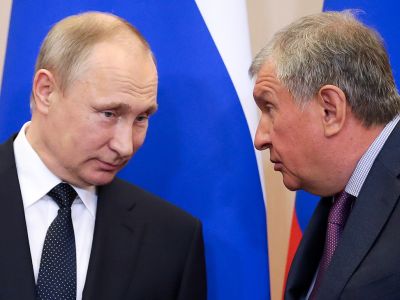 Владимир Путин и Игорь Сечин. Фото: Михаил Метцель / ТАСС Владимир Путин и Игорь Сечин. Фото: Михаил Метцель / ТАСС