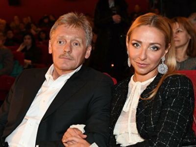Дмитрий Песков и Татьяна Навка. Фото: Екатерина Чеснокова / РИА Новости Дмитрий Песков и Татьяна Навка. Фото: Екатерина Чеснокова / РИА Новости