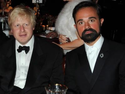 Борис Джонсон и Евгений Лебедев (лорд Лебедев Московский). Фото: t.me/HouseOfCardsRussia Борис Джонсон и Евгений Лебедев (лорд Лебедев Московский). Фото: t.me/HouseOfCardsRussia