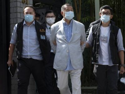 Арестованный гонконгский бизнесмен Джимми Лай (Лай Чи-ин). Фото: haqqin.az Арестованный гонконгский бизнесмен Джимми Лай (Лай Чи-ин). Фото: haqqin.az