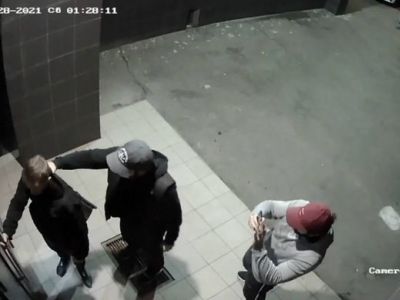 Стоп-кадр записи с камер видеонаблюдения. Фото: facebook.com/kruglov.msk Стоп-кадр записи с камер видеонаблюдения. Фото: facebook.com/kruglov.msk