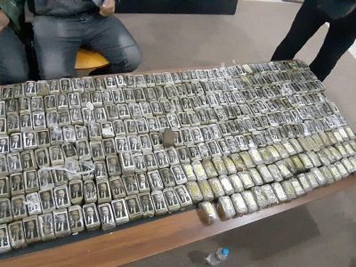 Гашиш с Путиным на берегу Ливии Фото @libyalive218 Гашиш с Путиным на берегу Ливии Фото @libyalive218