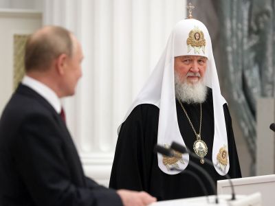 Владимир Путин и патриарх Московский и всея Руси Кирилл. Фото: Михаил Метцель/POOL/ТАСС Владимир Путин и патриарх Московский и всея Руси Кирилл. Фото: Михаил Метцель/POOL/ТАСС