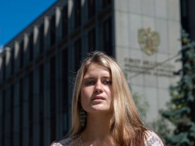 Диана Исакова. Фото: meduza.io Диана Исакова. Фото: meduza.io