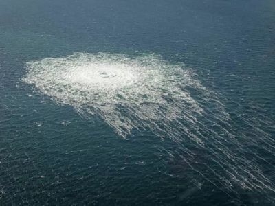 Выход на поверхность технологического газа в месте аварии на "Северном потоке". Фото: t.me/zerkalo_io Выход на поверхность технологического газа в месте аварии на "Северном потоке". Фото: t.me/zerkalo_io