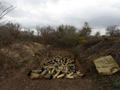 Использованные артиллерийские снаряды армии РФ. Фото: Valentyn Ogirenko / Reuters Использованные артиллерийские снаряды армии РФ. Фото: Valentyn Ogirenko / Reuters