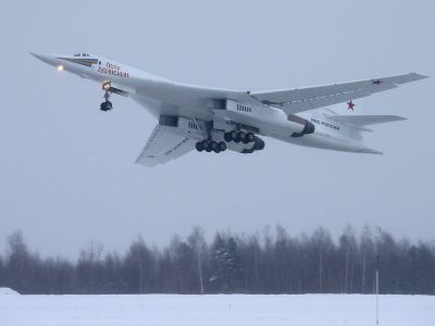 Сверхзвуковой стратегический ракетоносец Ту-160М. Фото: Марина Лысцева/ТАСС Сверхзвуковой стратегический ракетоносец Ту-160М. Фото: Марина Лысцева/ТАСС