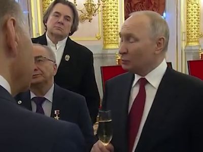 Владимир Путин на приеме в честь Дня России, 12.06.23. Скрин видео: t.me/ksonin Владимир Путин на приеме в честь Дня России, 12.06.23. Скрин видео: t.me/ksonin