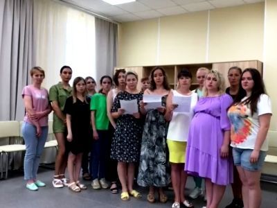 Обращение жен мобилизованных. Фото: Сергей Горчаков. Каспаров.Ru Обращение жен мобилизованных. Фото: Сергей Горчаков. Каспаров.Ru