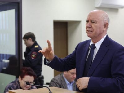 Николай Меркушкин в зале суда. Фото из соцсетей, Сергей Горчаков, Каспаров.Ru Николай Меркушкин в зале суда. Фото из соцсетей, Сергей Горчаков, Каспаров.Ru