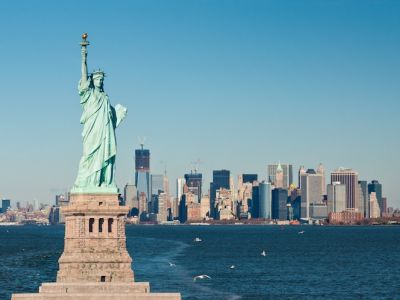 Статуя Свободы в Нью-Йорке. Фото: byvalet / Shutterstock Статуя Свободы в Нью-Йорке. Фото: byvalet / Shutterstock