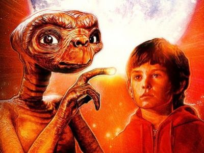 К/ф Стивена Спилберга "Инопланетянин" (1982): www.ivi.ru К/ф Стивена Спилберга "Инопланетянин" (1982): www.ivi.ru