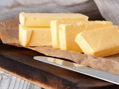 Сливочное масло. Фото: iStock.com / FabrikaCr Сливочное масло. Фото: iStock.com / FabrikaCr