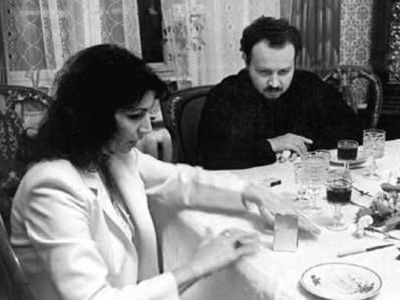 В.Гундяев (впоследствии - патриарх Кирилл) и целительница Джуна, 1981 год. Фото: www.topnews.ru В.Гундяев (впоследствии - патриарх Кирилл) и целительница Джуна, 1981 год. Фото: www.topnews.ru