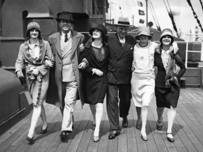 Мода 1920-х. Фото: www.businessinsider.com Мода 1920-х. Фото: www.businessinsider.com