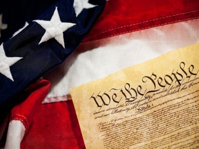 Конституция США. Иллюстрация: www.forumdaily.com