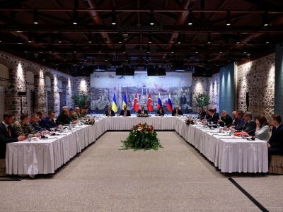 Переговоры в Стамбуле. Фото: edition.cnn.com Переговоры в Стамбуле. Фото: edition.cnn.com