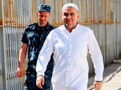 Задержание муфтия Ахмеда Абусупьянова. Фото: news-pravda.com Задержание муфтия Ахмеда Абусупьянова. Фото: news-pravda.com