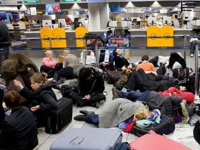 Пассажиры ждут рейса. Фото: Телеграм