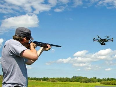 Из ружья по беспилотникую Фото: YouTube