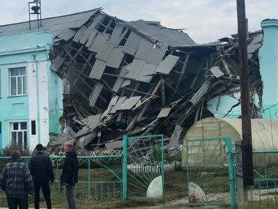 Обрушение школы. Фото: МЧС