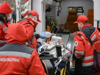 Медики в Украине. Фото: Дreamstime.com